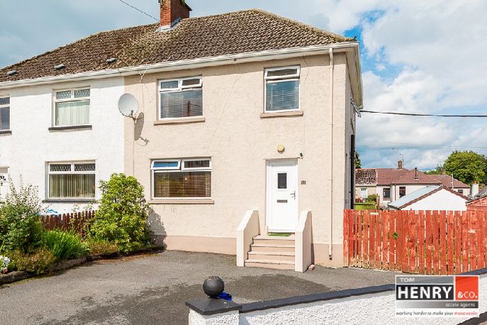 13 DRUMREANY GARDENS, DUNGANNON